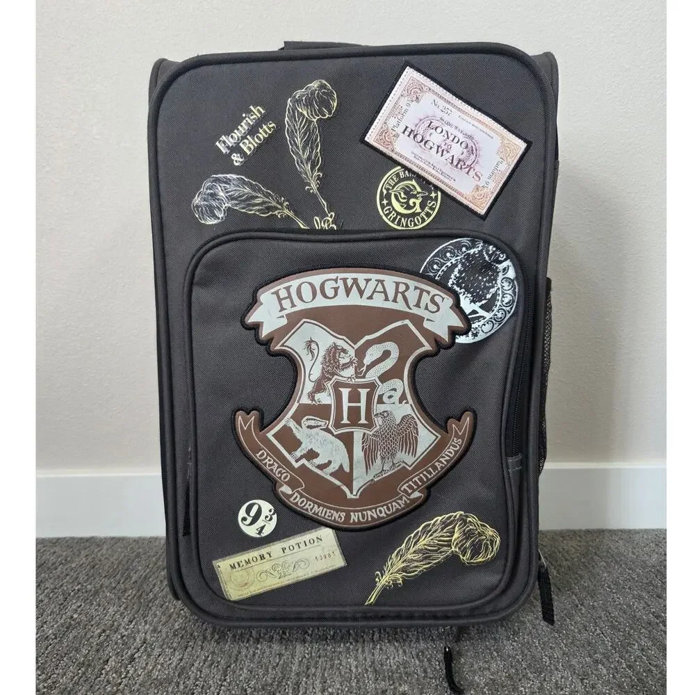 Harry Potter Hogwarts Dark Gray Rolling Luggage Suitcase 19